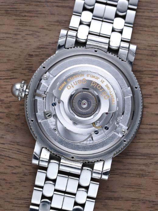 Gerald Genta & Disney 官方联名款米奇 商品图3