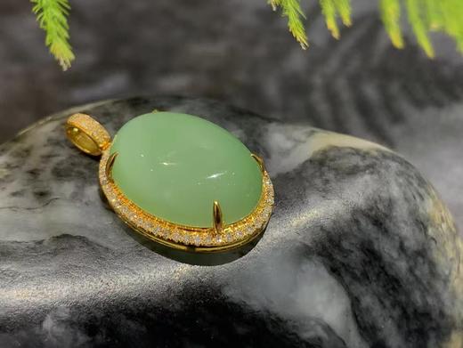 【御珠宫坊】新疆黑羊洞金镶碧玉吊坠 商品图6