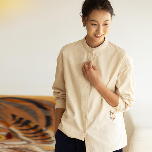 牧衣游原创 手工刺绣灯芯绒衬衫女新款简约质朴文艺衬衣 兰亭入画 商品图0