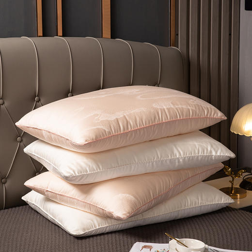 多喜爱 美眠康 冰姿枕蚕丝蛋白枕 真蚕丝高回弹超柔软 珍珠白/珊瑚粉 商品图6