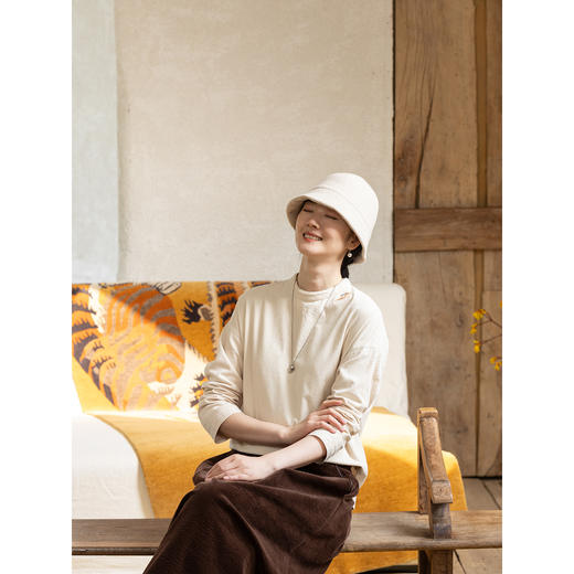 牧衣游原创 手工刺绣灯芯绒套头衫女细腻柔软百搭文艺上衣 拾清梦 商品图3