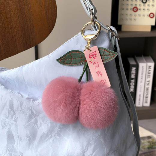 丁摩 真獭兔毛皮草小樱桃汽车钥匙扣挂件可爱毛绒毛球包包挂饰5ZF-763718 商品图3