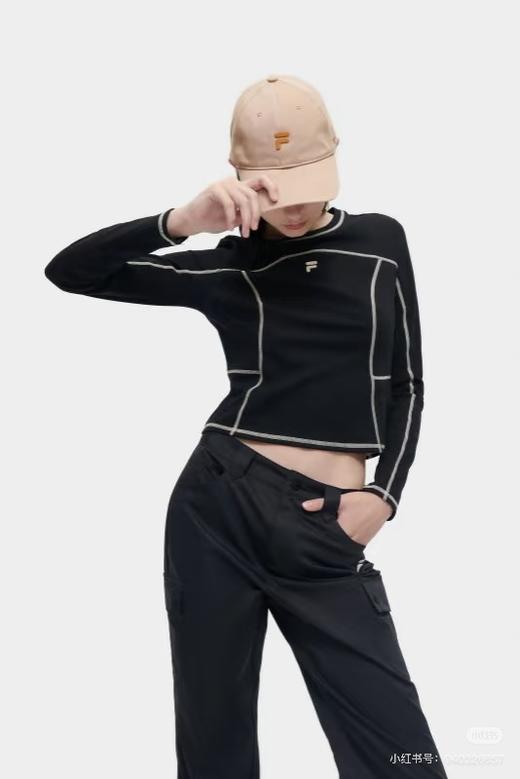 斐乐女子针织长袖衫秋冬新款修身加绒内搭潮流卫衣 商品图1