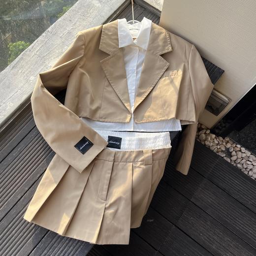 亚历*山大&王 徽标拼接宽松短款翻领长袖西装 套装 商品图9