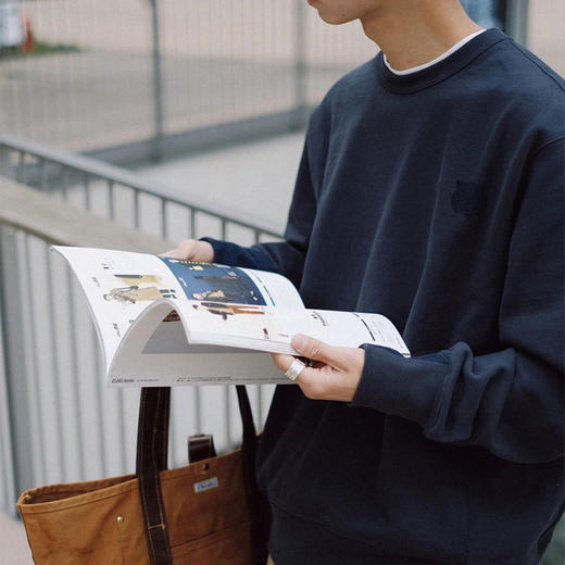 BASICLIVE  男款虎头刺绣加绒圆领卫衣 内里一体式加绒360°保暖；单穿帅气，内搭不臃肿，身材包容度高；基础色系好搭配 商品图10