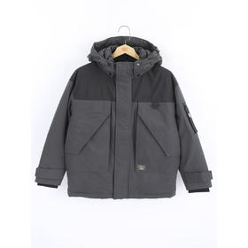 【云粉节】【95折】6楼卡特CAT秋冬中长羽绒服深灰色CO3DWW49231C08，吊牌价2498，现价2373