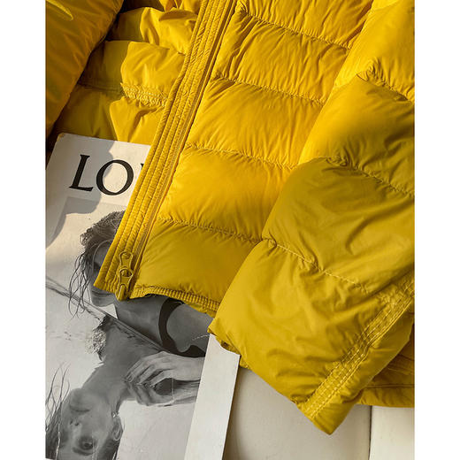 WS 0248118连帽短款排骨羽绒服细腻泡芙面料 商品图3