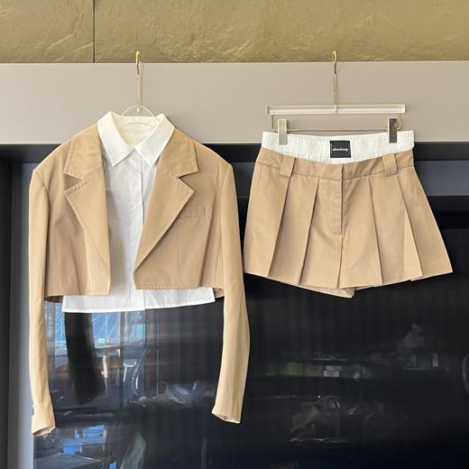 亚历*山大&王 徽标拼接宽松短款翻领长袖西装 套装 商品图10