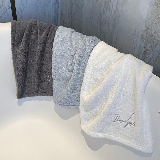 官网一套590+ ST家100%棉亲肤毛圈毛巾浴巾  手写体刺绣 专属设计感 吸水沙滩巾洗脸巾 商品图2