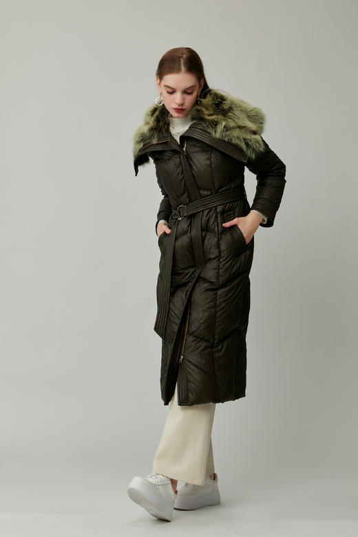 SAFICOO 优雅女人 H微收腰 小众高定版羽绒服 商品图2