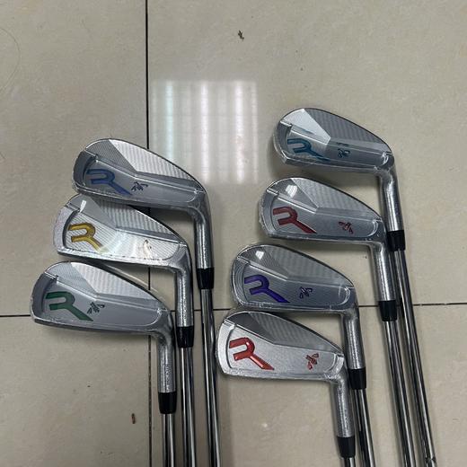 小蜜蜂cc铁杆组高尔夫球杆 4-P 7只 支持三天试打，超时可现金回收 商品图0