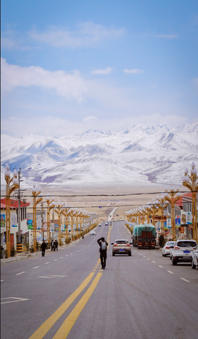 青海祁连山： 峡谷冰沟、雪峰林海，石窟古寺、丹霞风光9天行摄之旅