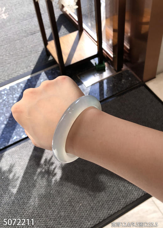 5072211，手镯，圈口55.5。具体价格微信咨询 商品图5