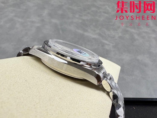 N1欧米茄超霸计时系列 超霸月球表 第四代超霸 银盘超霸 定制透底Cal.3861手动上链机械机芯 男士腕表 表径42mm 商品图5