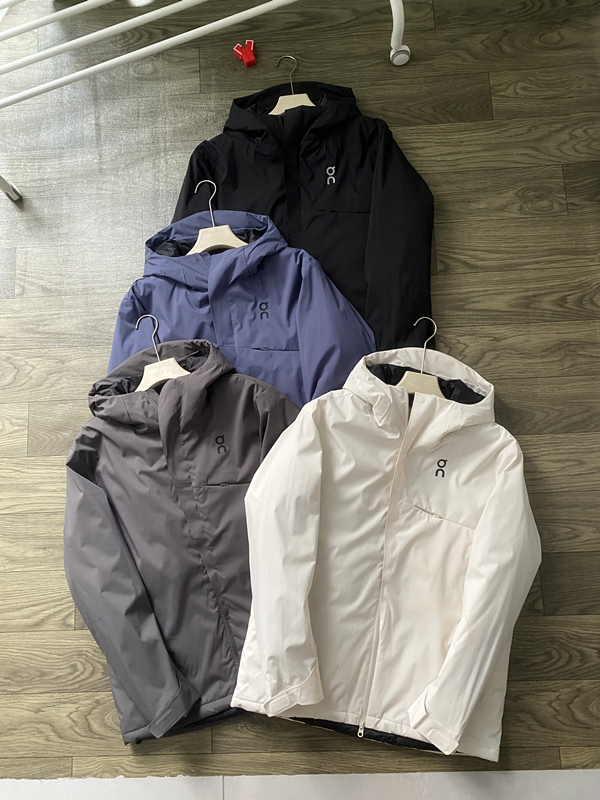 昂跑户外运动机能3D立裁秋冬男防水防风轻量化连帽棉服