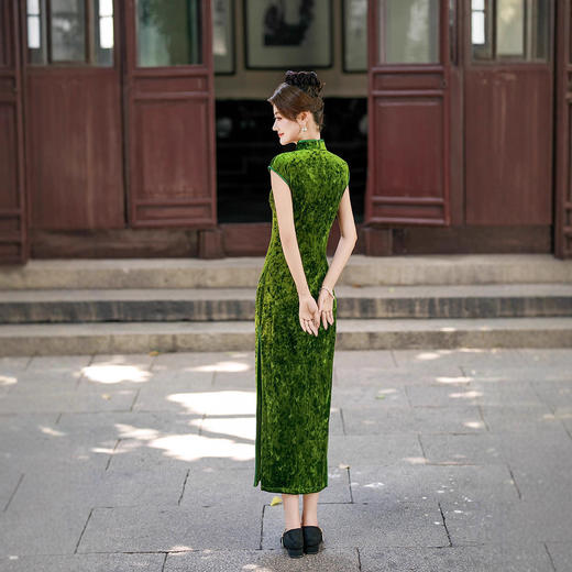 2025早秋新款中国风印花醋酸冰花绒长款短袖复古旗袍女装改良显瘦8939 商品图4