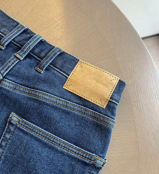 Celine 25秋冬磨毛加厚直筒牛仔裤8110801 商品图11