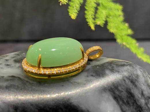 【御珠宫坊】新疆黑羊洞金镶碧玉吊坠 商品图3