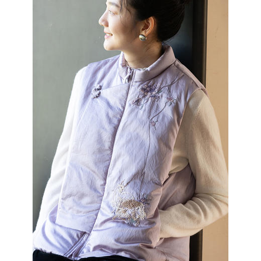 牧衣游原创 丝棉手工刺绣95级高蓬松红嘴雁羽绒马夹加厚保暖 片羽 商品图2