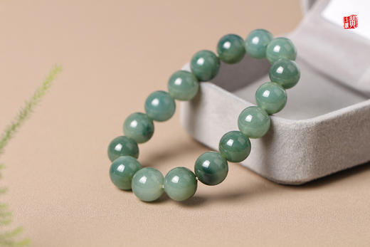 天然翡翠手串 珠径：12mm 商品图1
