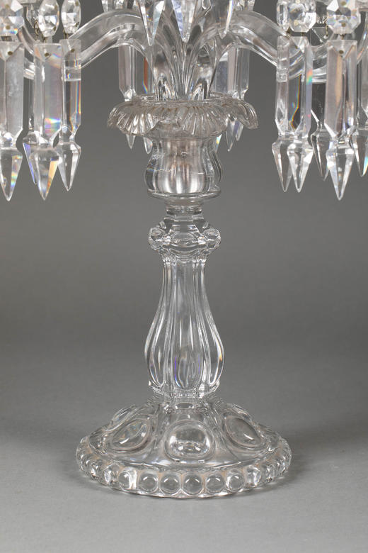 独角鹿西洋古董20世纪法国巴卡拉水晶工坊签名出品Médaillon圆雕纹款四枝头水晶烛台一对 商品图7