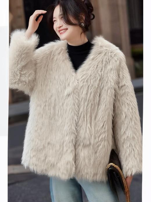 【环保皮草】P06中款V领皮毛一体秋冬大衣外套-喜出 商品图0