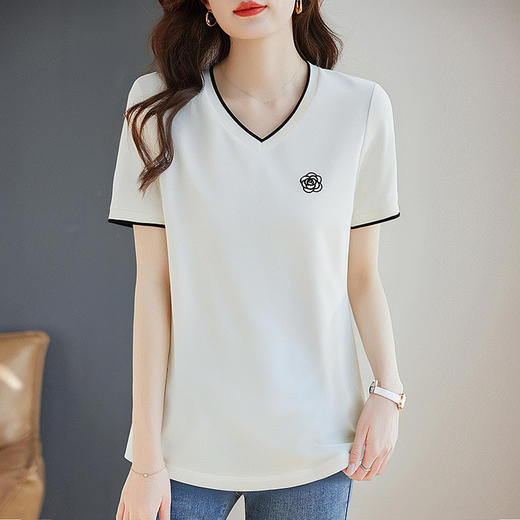 白色纯棉短袖女t恤2025新款宽松胖mm大码女装正肩女士V领上衣夏季 商品图0