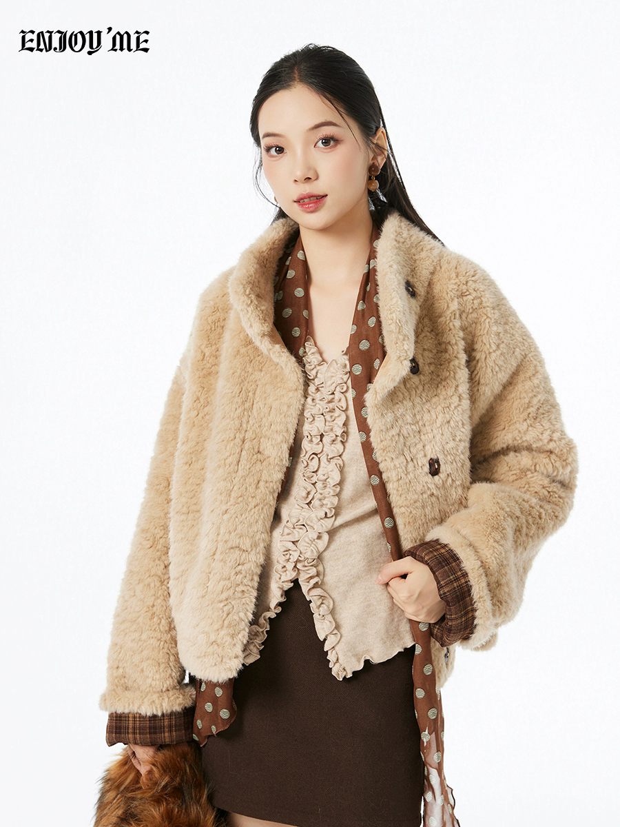 【门店同款】ENJOY冬季“游牧漫寻”牛角扣格子手袖毛外套 167448376