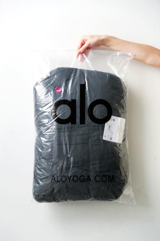 美麻了美麻了，妥妥的女神一枚。背后小标连帽面包羽绒服C111066 商品图13