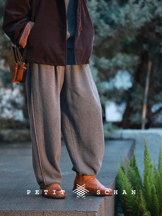 PETIT SCHAN小闪 CLO#962 Good-natured 没脾气 棉羊毛松紧腰抓绒萝卜裤 商品图4