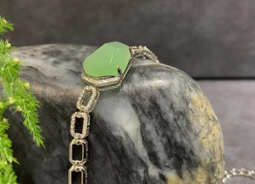 【御珠宫坊】新疆黑羊洞金镶碧玉手链 商品图1