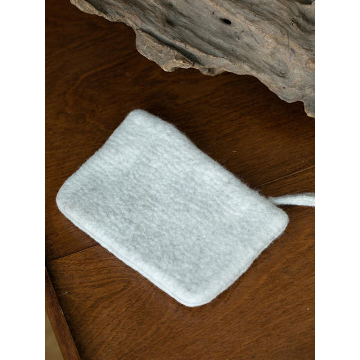 牧衣游 100%羊毛包包百搭简约新款 兰图【不支持会员折】 商品图1