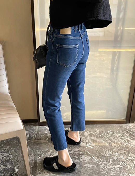 Celine 25秋冬磨毛加厚直筒牛仔裤8110801 商品图3