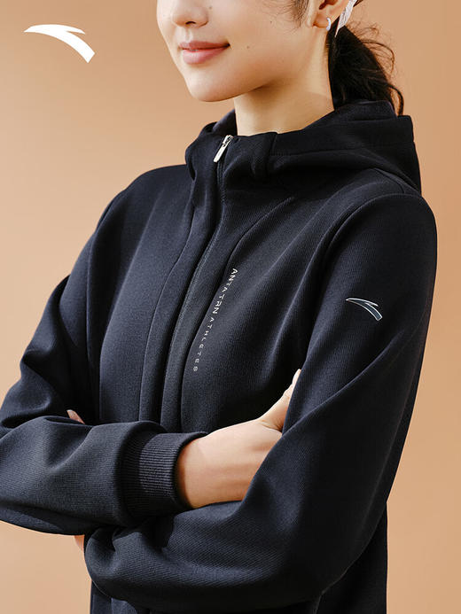 安踏易打理外套丨冬季保暖开衫修身训练连帽运动上衣女162547711N 商品图5