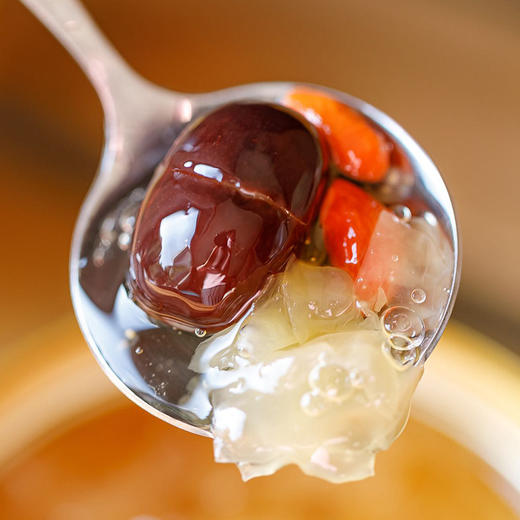 朴食有方枇杷炖梨 252g/盒 撕开即食 整颗枇杷和梨的共炖 慢炖三小时 一抿即化 商品图4