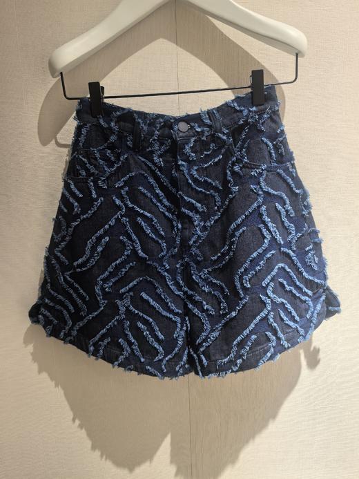 E ARMANI 短裤女  EW002068AF16425-FB119 . 商品图0