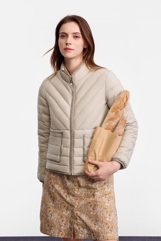 艾高 轻量羽绒女  BN944-F . 商品图0