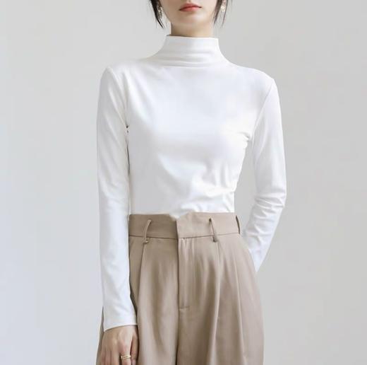 「单拍不发 加购3件到手99元」DANMO旦茉 初秋半高领打底 轻盈保暖 舒适柔软 4色可选 商品图2