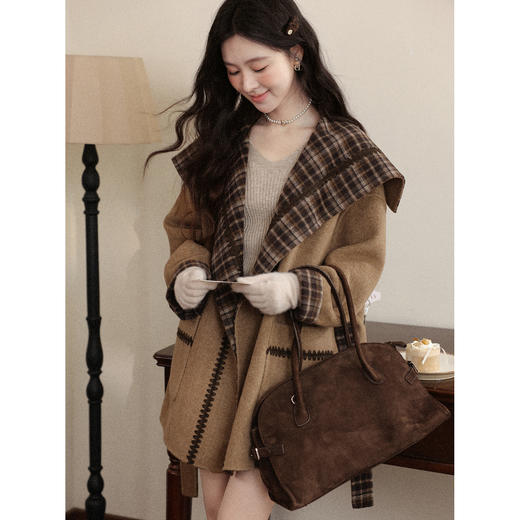 鹿向南「复格逸境」咖色翻领披肩毛呢外套秋冬季法式复古风上衣女 商品图2