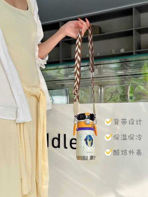 【多妈团购 COCOSMILE·可可猫机器人保温杯】316不锈钢内胆 潮酷外形，萌娃必备，可手提可斜挎，500ml大容量，安全锁扣，安全无味食品级液态胶吸嘴，既能保暖，也能保冷-旺毅 商品图1
