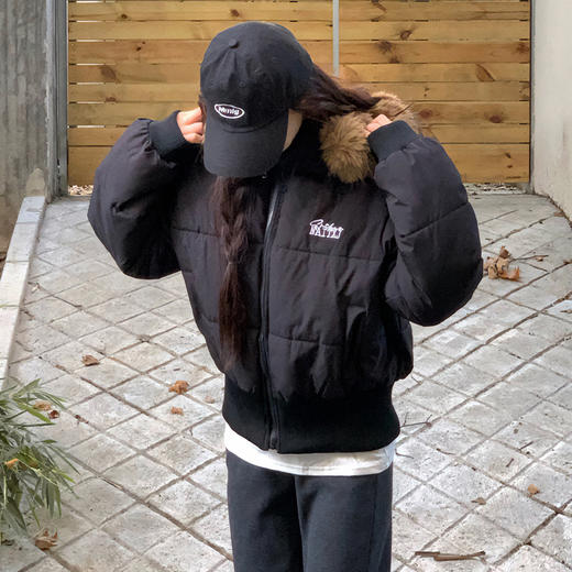 西遇大毛领连帽短款棉服女2025年冬季新款美式显瘦不臃肿夹棉外套SS051803 商品图4