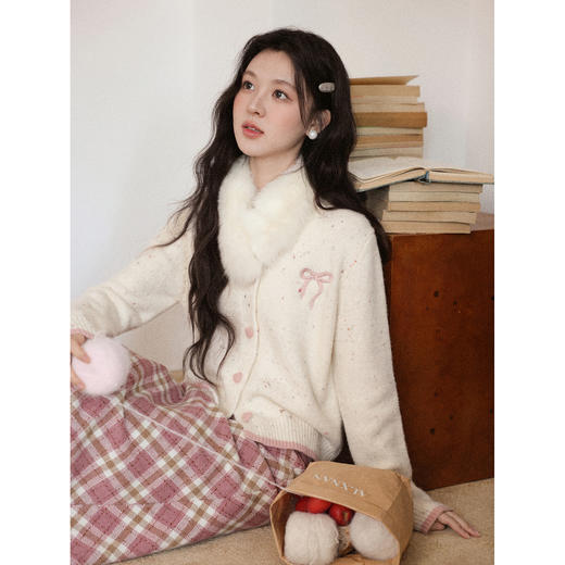 鹿向南「樱雾絮语」甜美粉色格纹半身裙女秋冬新款直筒A字中长裙 商品图9