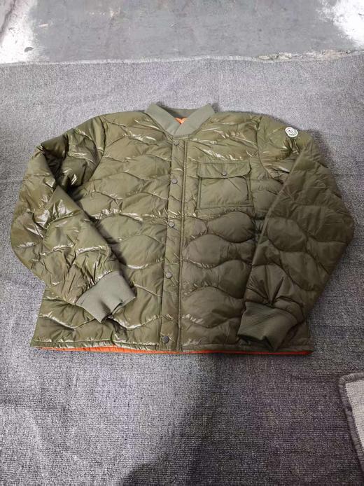 菱格纹拉链羽绒服轻盈保暖冬季必备 商品图0