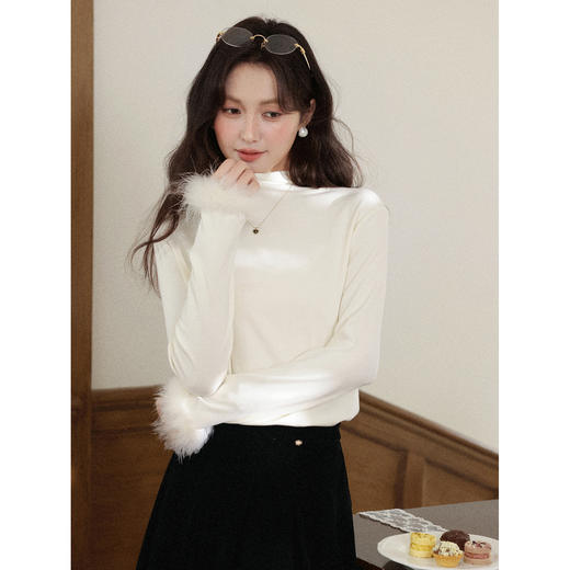 鹿向南「白璧无瑕」半高领杏色内搭T恤女秋冬气质显瘦打底衫上衣 商品图0