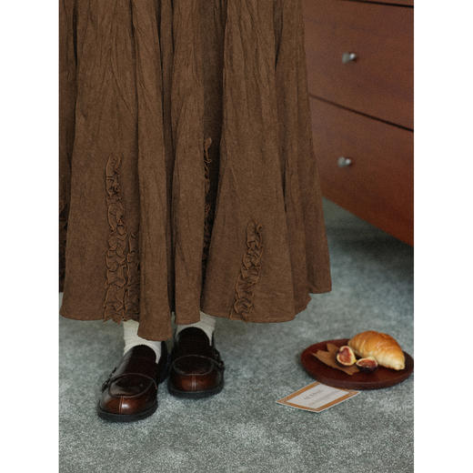 鹿向南「北欧港湾」棕色木耳边褶皱半身裙秋冬新款文艺复古长裙女 商品图2