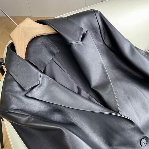 【à perles】绵羊皮真皮西装 超气质修身中长款皮衣女 明星同款 商品图5