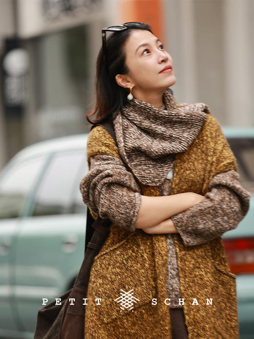 PETIT SCHAN小闪 CLO#396 One warm One love 暖爱 牦牛绒手纺纱纯手编针织大坎肩/马甲 商品图0