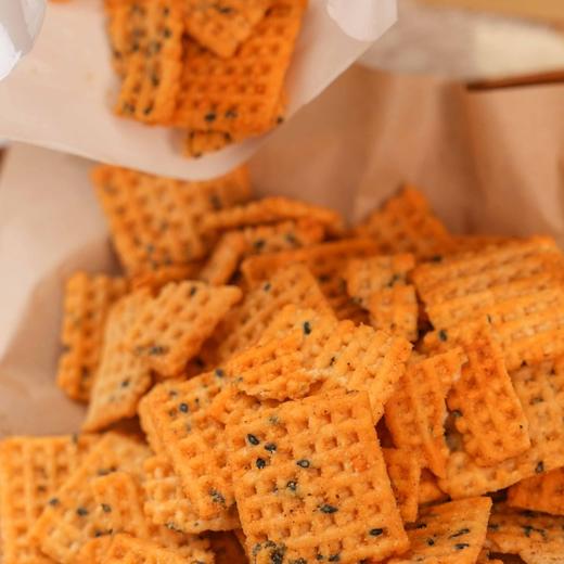 【斌哥优选】桑坡锅巴，不是硬的!是酥脆酥脆的那种!味道超级香料很多 看剧吃好爽好舒适 商品图0