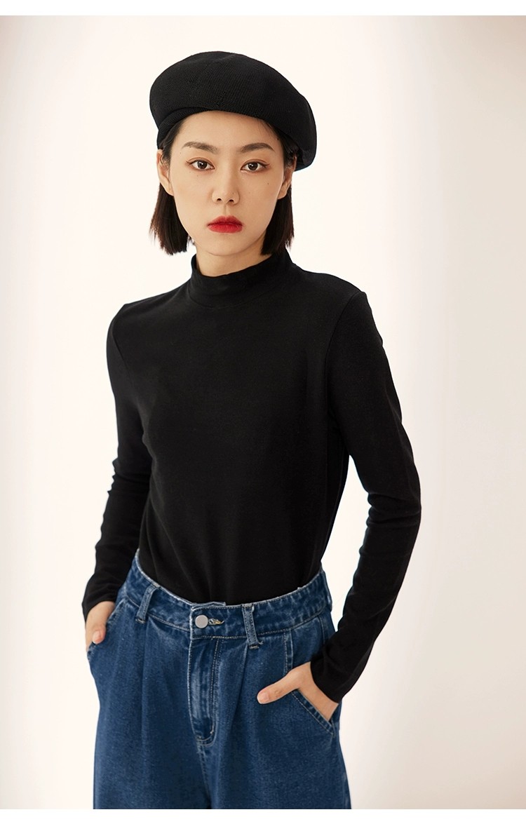 慕斯绒半高领长袖保暖打底衫