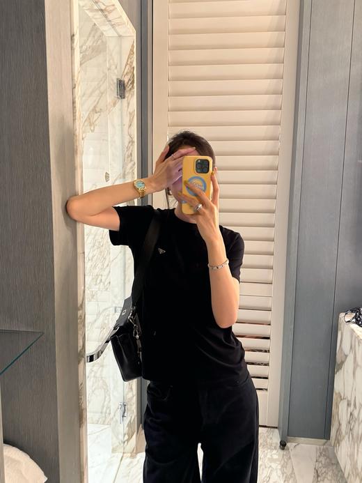 普拉达 26早春新款  三角标T恤 (KX*MM) 商品图0